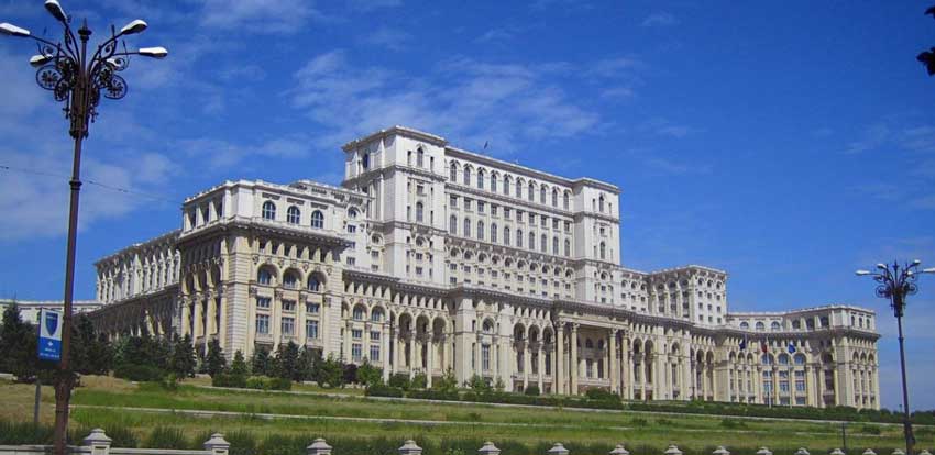 palacio del parlamento bucarest